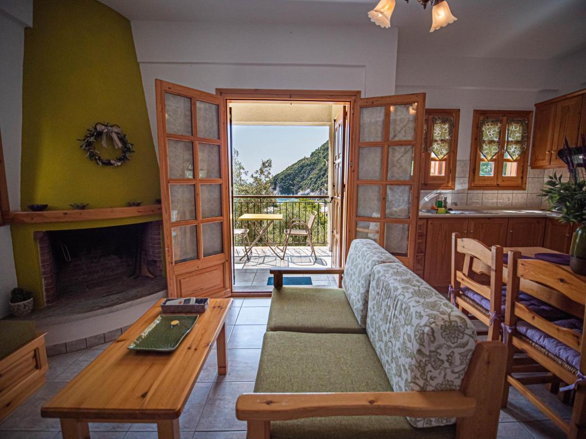 Olive House In Damouchari With A Sea View - Delicious Houses Екстериор снимка